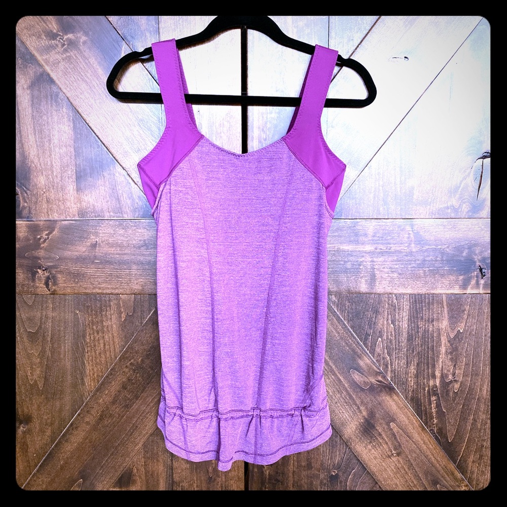 SOLD Lululemon tank top with built in bra. Size 6